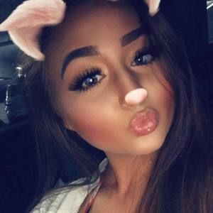 Meet your Posher, Erika